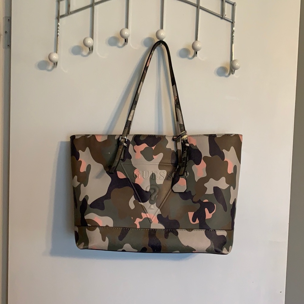 Guess purse